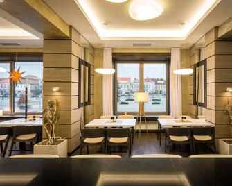 Hotel Grand - Tschaslau - Wohnzimmer