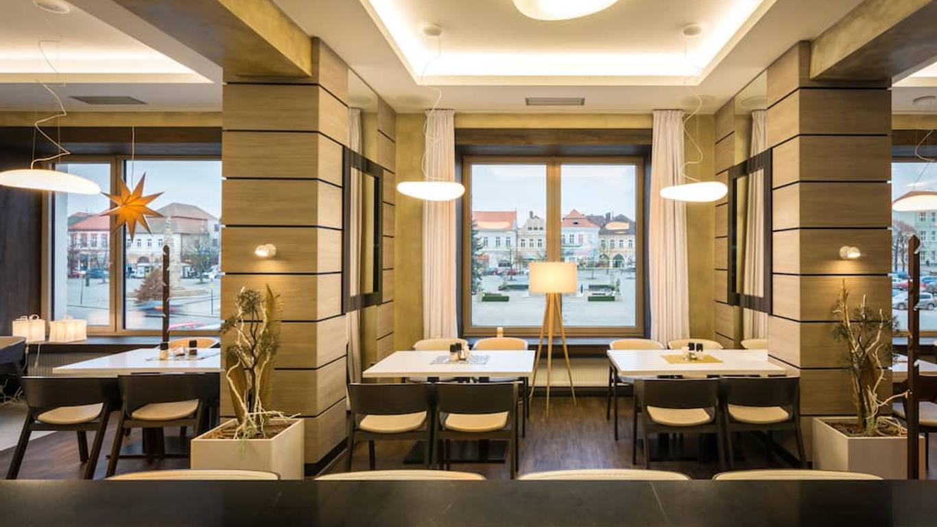 Hotel Grand