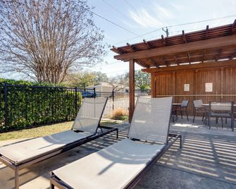 Spacious Lake Highland Townhome W/ Pool! - Ντάλας - Βεράντα