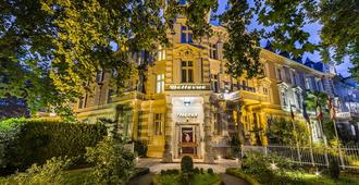 Grand Hotel Bellevue - adults only - Merano - Bygning