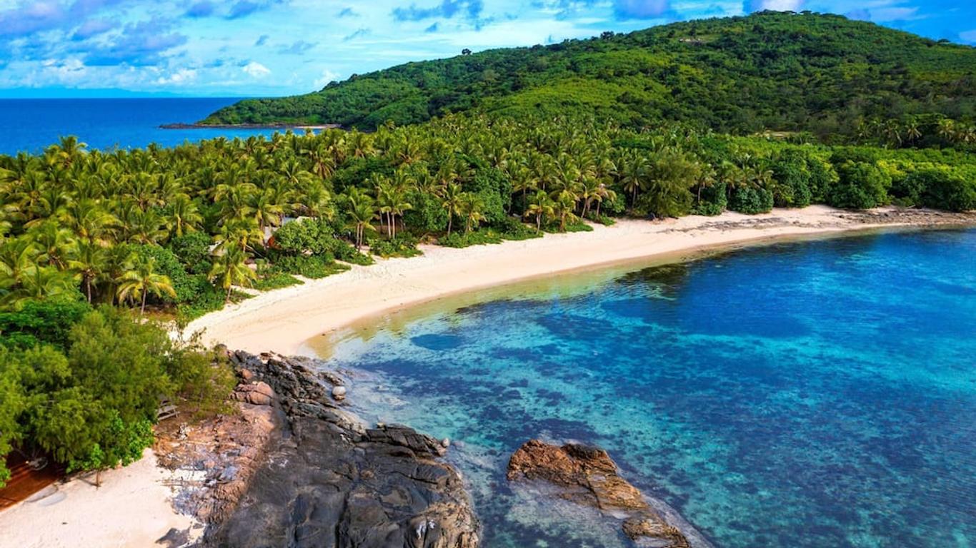 Barefoot Manta Island Resort