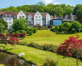 DoubleTree by Hilton Bristol South - Cadbury House - Bristol - Building