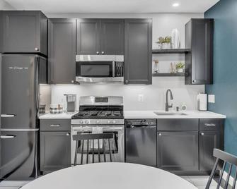 Chez Old Town - Best Place to Stay in Old Town, Alexandria - Alexandria