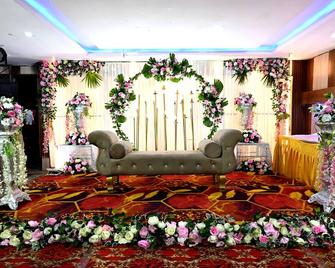 هوتل جولدن سكاي - لكناو - مبنى