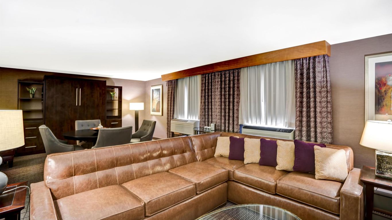 DoubleTree by Hilton Downtown Wilmington - Legal District