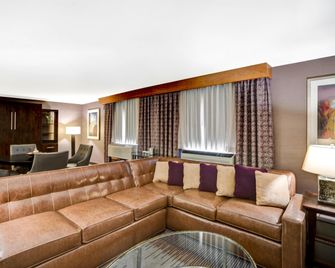 DoubleTree by Hilton Downtown Wilmington - Legal District - Wilmington - Bedroom