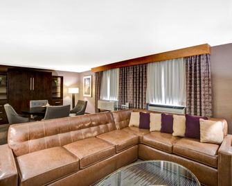 DoubleTree by Hilton Downtown Wilmington - Legal District - ווילמינגטון - חדר שינה