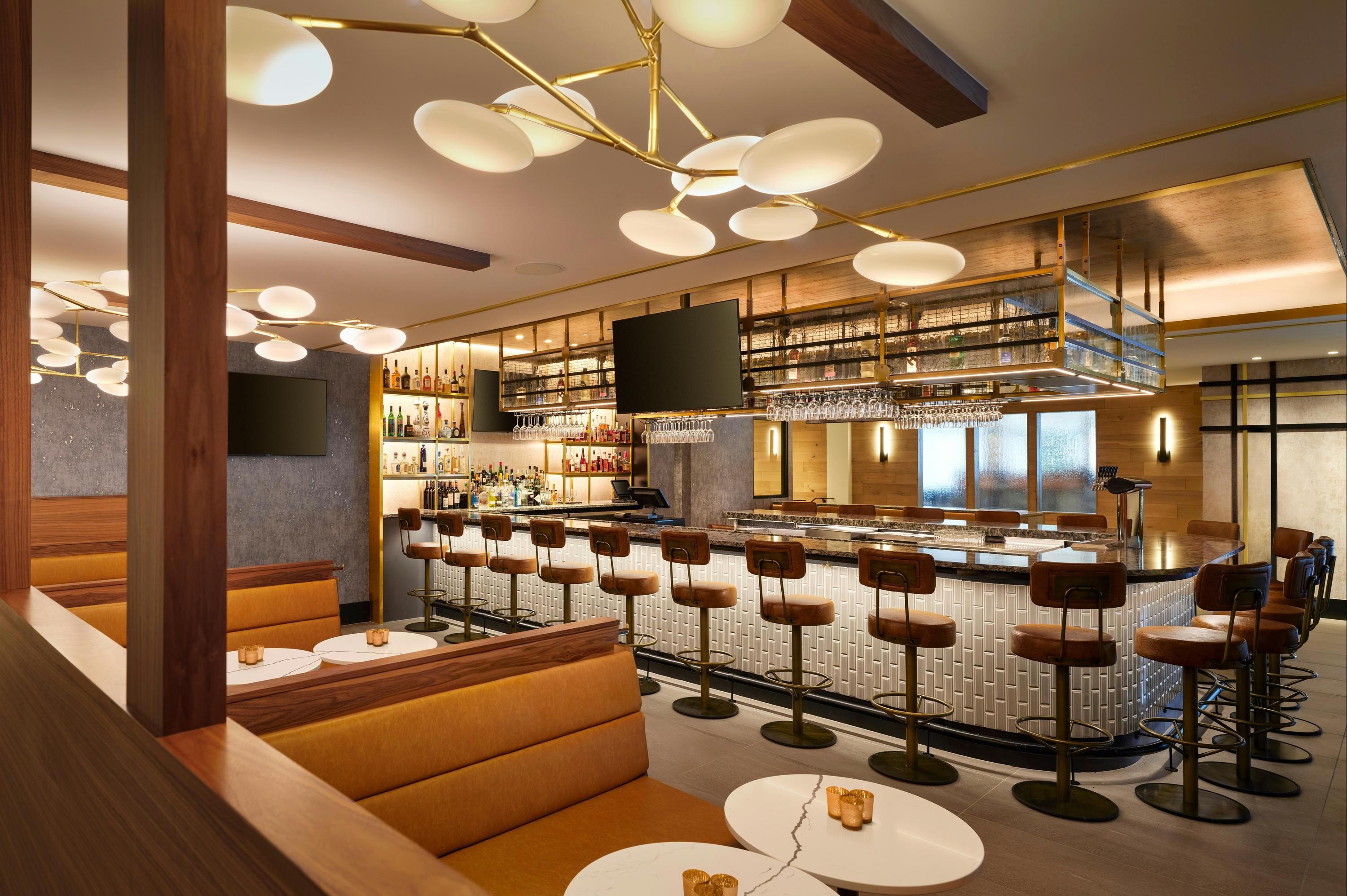Hotel Alpenrock Breckenridge, Curio Collection by Hilton - ברקנרידג' - בר