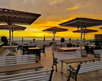 Hotel Acropolis - Shillong - Patio