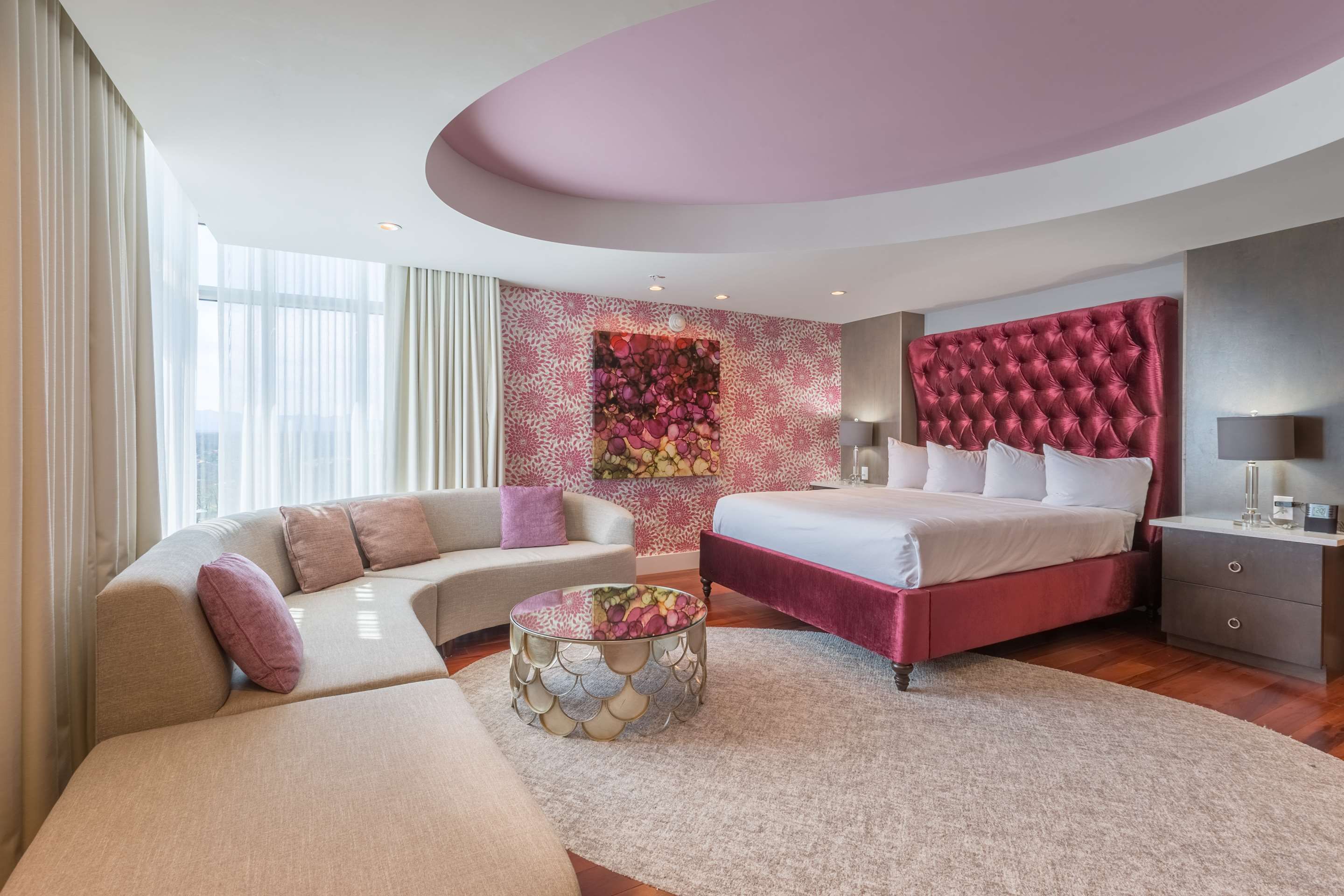 Bedroom view of DoubleTree by Hilton Asheville Downtown