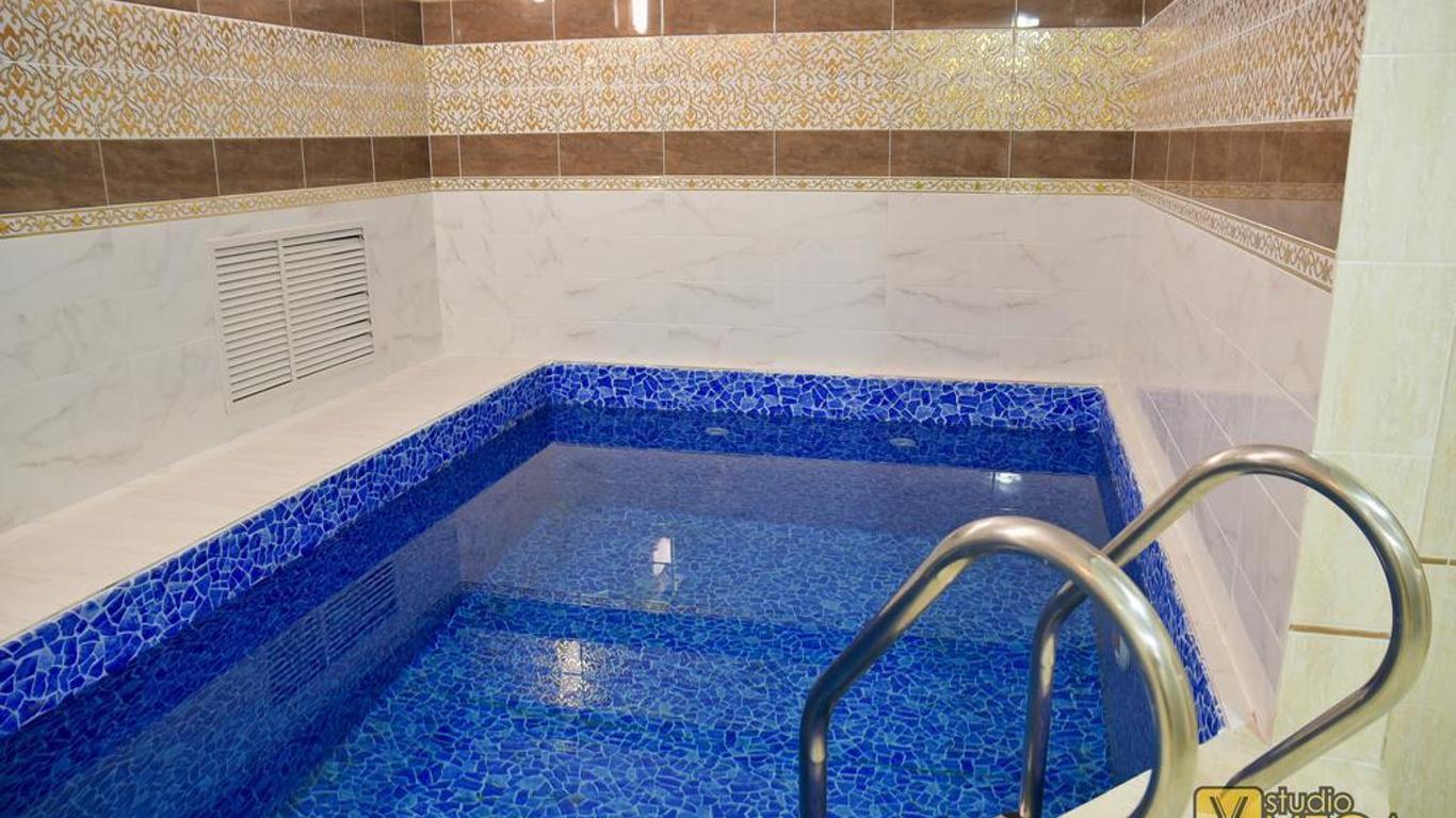 Dostyk Luxe Hotel