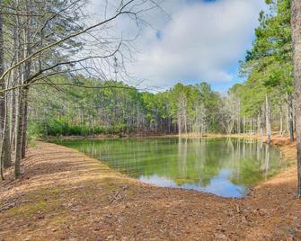 5 Mi to West Point Lake Group Getaway Near Town - La Grange - Vista del exterior