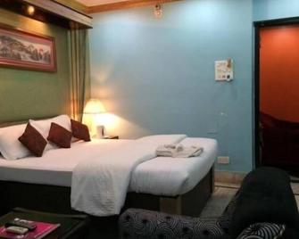 Hotel Ispat International - Āsansol - Bedroom