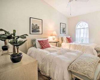 Pet-Friendly Home in Vero Beach, 1 Mi to Beach! - Vero Beach