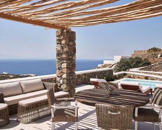 Katikies Villas Mykonos - The Leading Hotels Of The World - Elia - Balkon