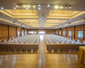 100 Islands Resort & Spa - סוראט תאני - חדר שינה