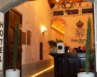 Hotel Casa Realeza - Antigua - Receptionist