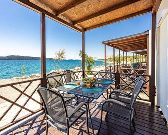 Amadria Park Camping Sibenik Mobile Homes - Šibenik - Balcon