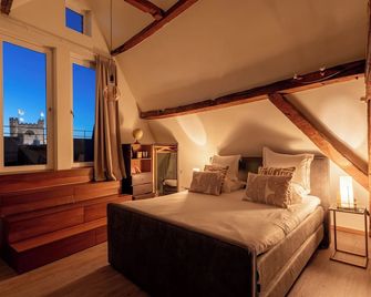 Rooms With A View - Ghent - Bedroom
