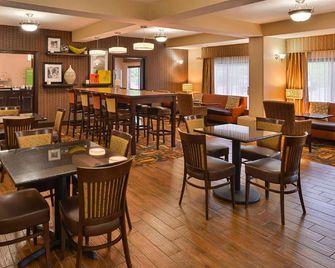 Wingate by Wyndham Steubenville - Steubenville - Restaurant