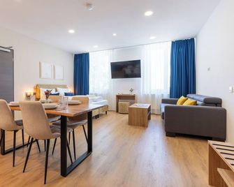 Chérisy Hotel Konstanz - Self Check-in Only - Констанц - Їдальня