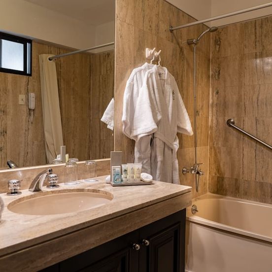 Hotel Jose Antonio image 1