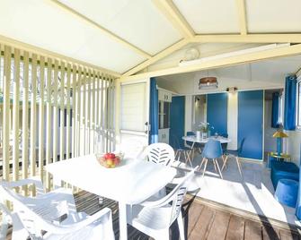 Camping Site De Gorge Vent - Fréjus - Patio