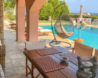 Villa Grejo Porto Heli - Porto Cheli - Pool