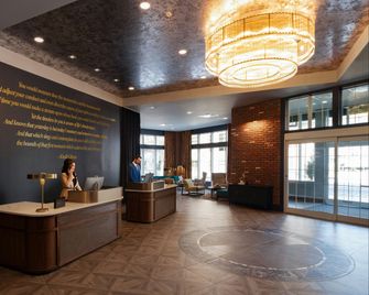 Hotel Indigo West Chester - Downtown By IHG - West Chester - Recepce