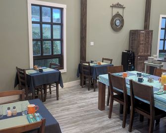 The Candlelight Inn - Rocky Harbour - Restaurant