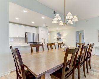 Luxury 3BR Retreat in Fernandina Beach - Ocean Park - 103 - Fernandina Beach - Essbereich