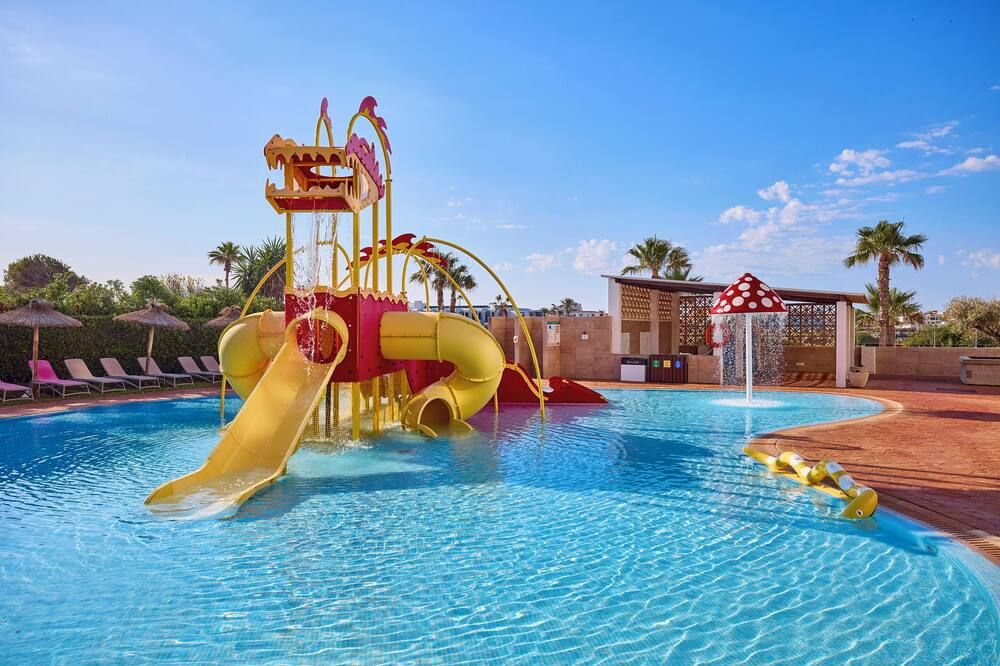 Universal Hotel Romantica - ses Salines - Pool