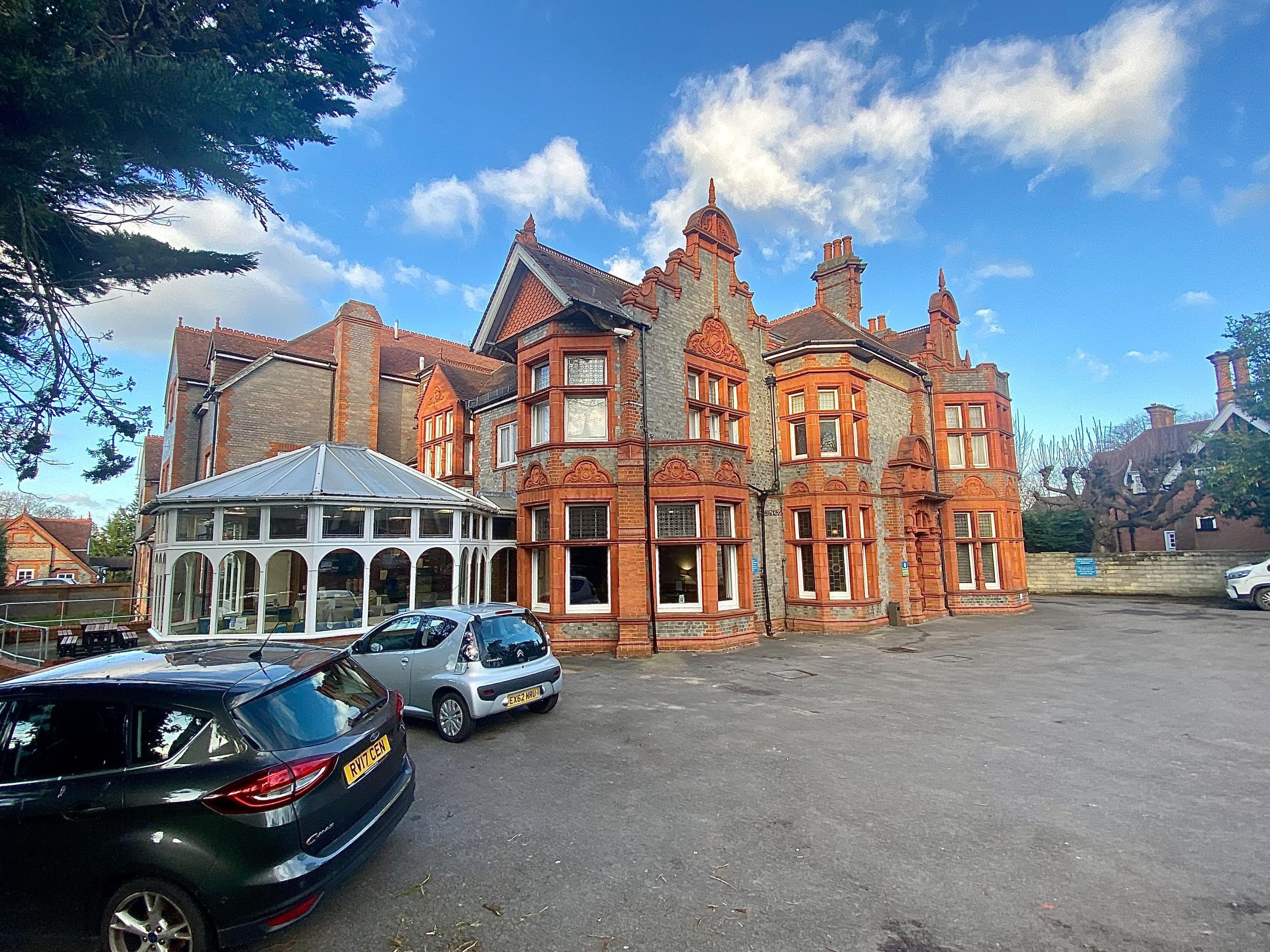 Sure Hotel by Best Western Reading - Reading - Edificio
