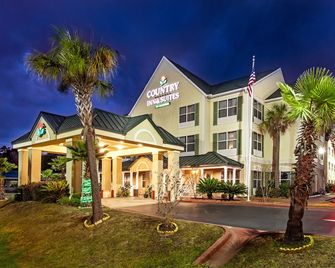 Country Inn & Suites by Radisson, Hinesville, GA - Hinesville - Rakennus