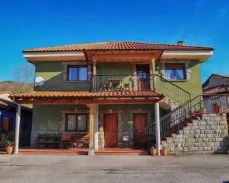 El Balcon De Onis - Onís - Gebouw