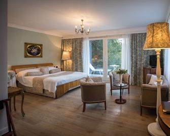 Hotel Belle Epoque - Baden-Baden - Schlafzimmer