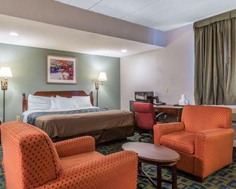 Econo Lodge Cranston - Providence - Cranston - Bedroom