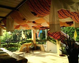 Gabby's Bed and Breakfast - Dumaguete City - Patio