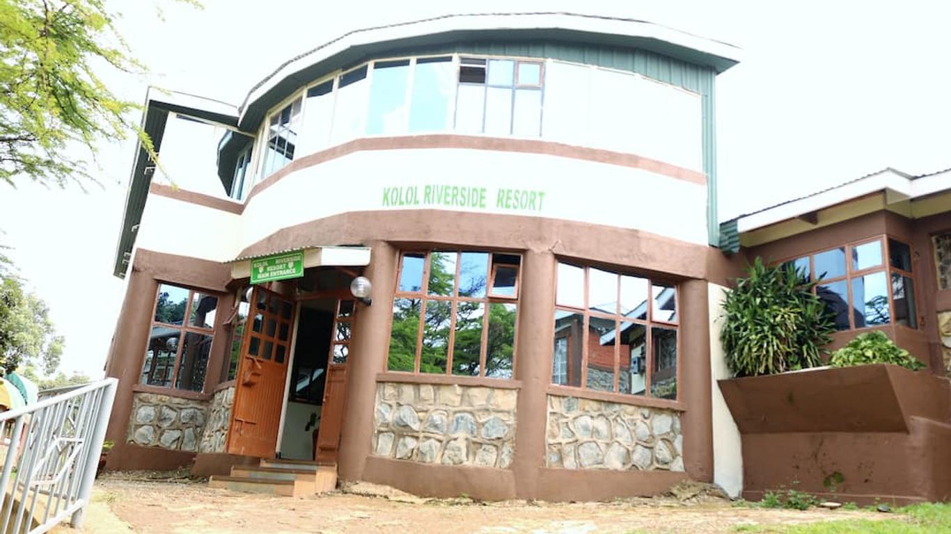 Kolol Riverside Resort