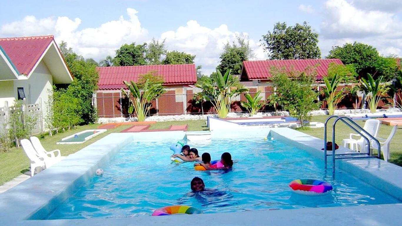 ميني جولف آند ريزورت أبون راتشاثاني