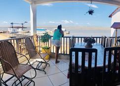 Casa do Ivo (Paradise in Santarém Holiday House) - Santarém - Balcony