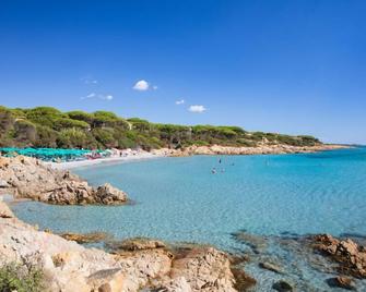 Villaggio Le Quattro Lune - Cala Liberotto - Beach