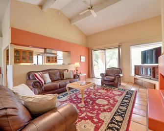 Pet-Friendly Borrego Springs Retreat - Borrego Springs - Sala de estar