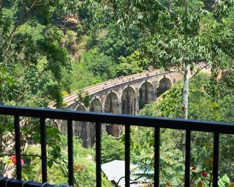 9 Arch view rest inn - Ella - Balcony