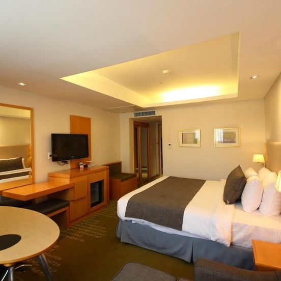 Ramada by Wyndham Songdo image 1