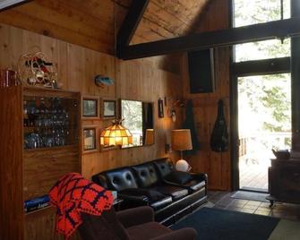 Bear Valley family fun in the trees - Bear Valley - Sala de estar