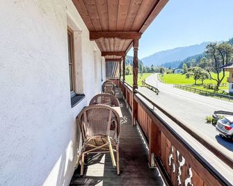 Apartment Cheeky Apartment-6 by Interhome - Oberndorf in Tirol - Balcony