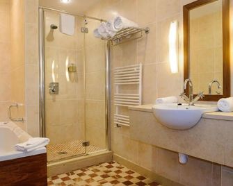 Cliffs of Moher Hotel - Liscannor