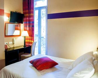 호텔 생 소베르 루르드 - 루르드 - 침실