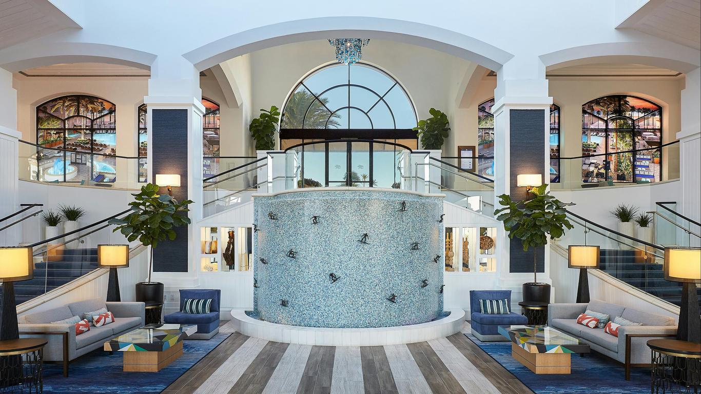 The Waterfront Beach Resort, A Hilton Hotel
